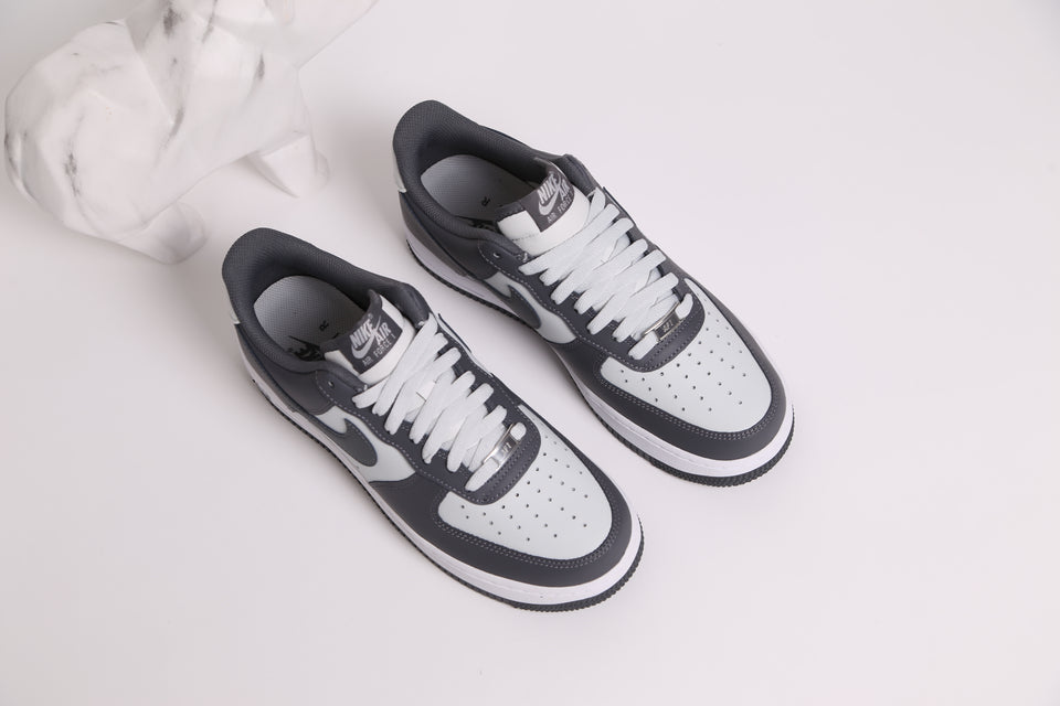 Nike Air Force 1 07’ - Grey White
