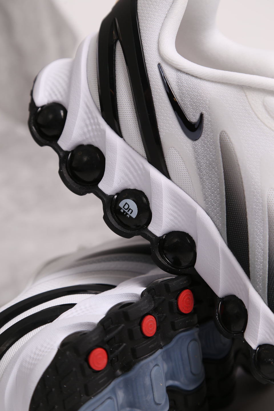 Nike Air Max DN8 - Panda White Black