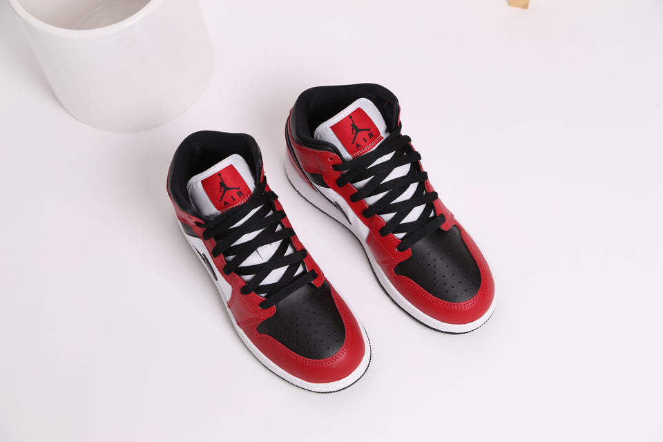 Air Jordan 1 Mid GS - Chicago Black Toe