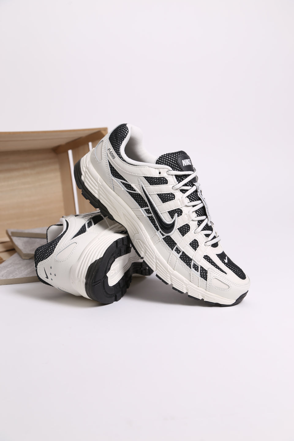 Nike P-6000 - Sail Medium Ash Off Noir