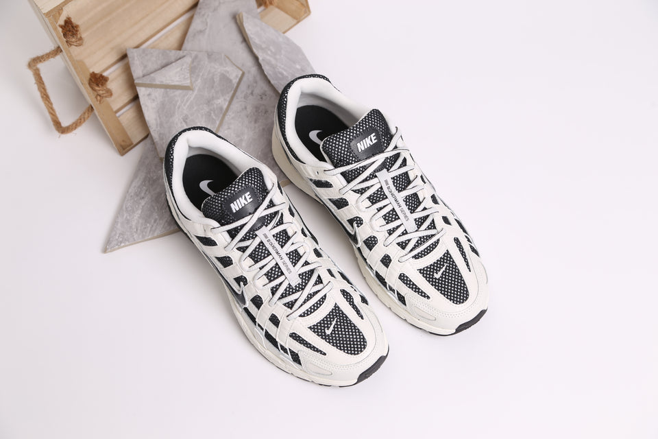 Nike P-6000 - Sail Medium Ash Off Noir