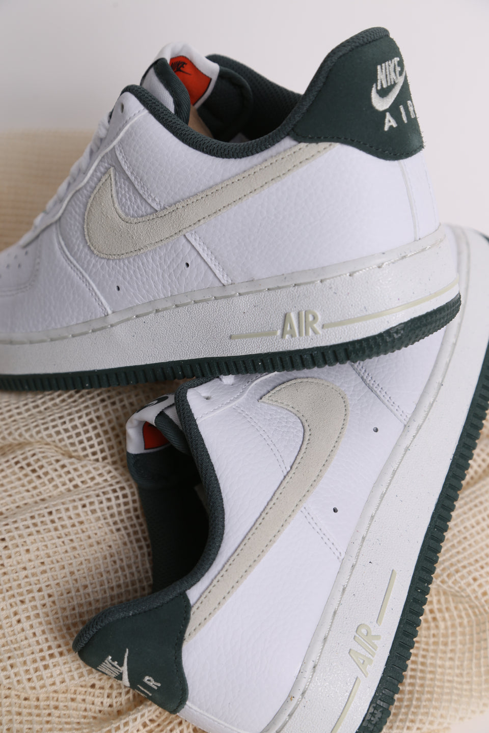 Nike Air Force 1 Low '07 LV8 - Vintage Green