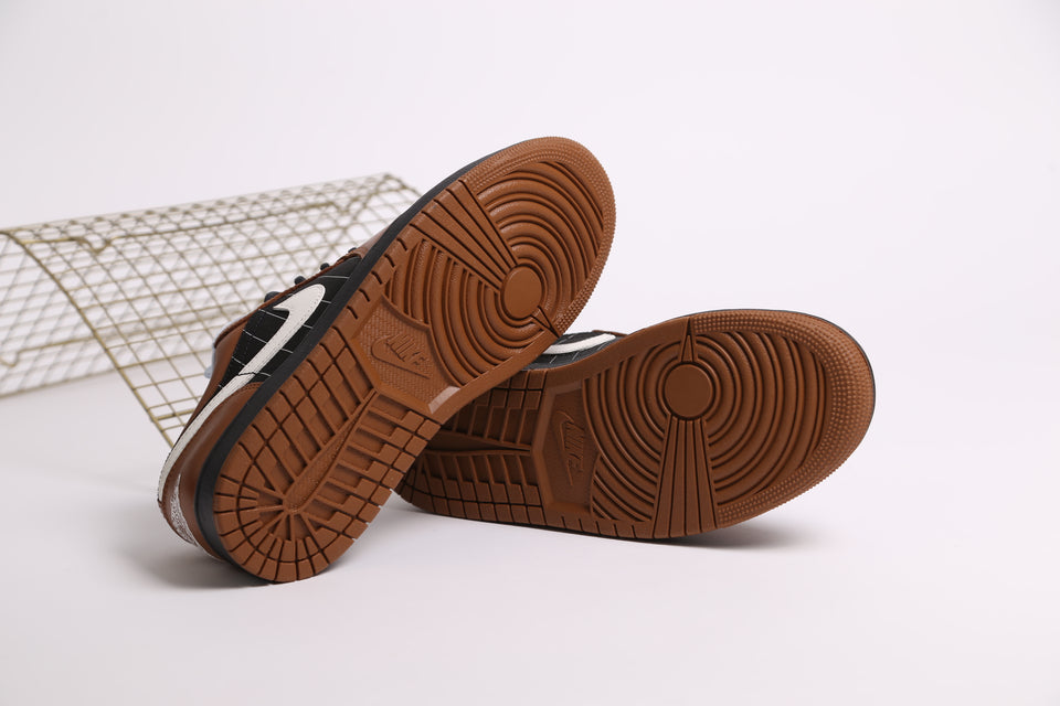 Air Jordan 1  Low SE - Light British Tan