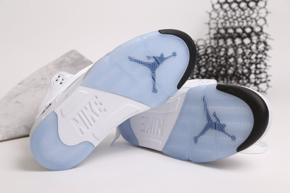 Air Jordan 5 Retro - White Metallic
