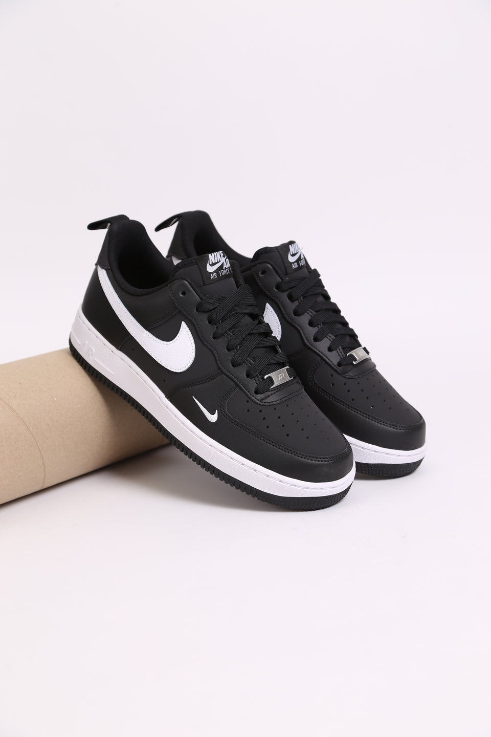 Nike Air Force 1 07’ Ess Tech - Carbon Fiber Swoosh Black