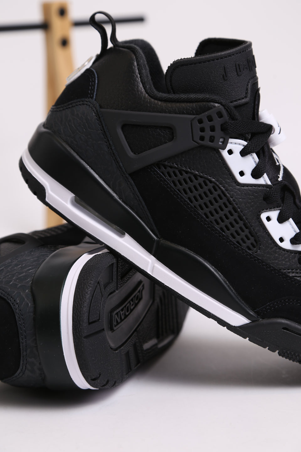 Jordan Spizike Low - Black White Anthracite