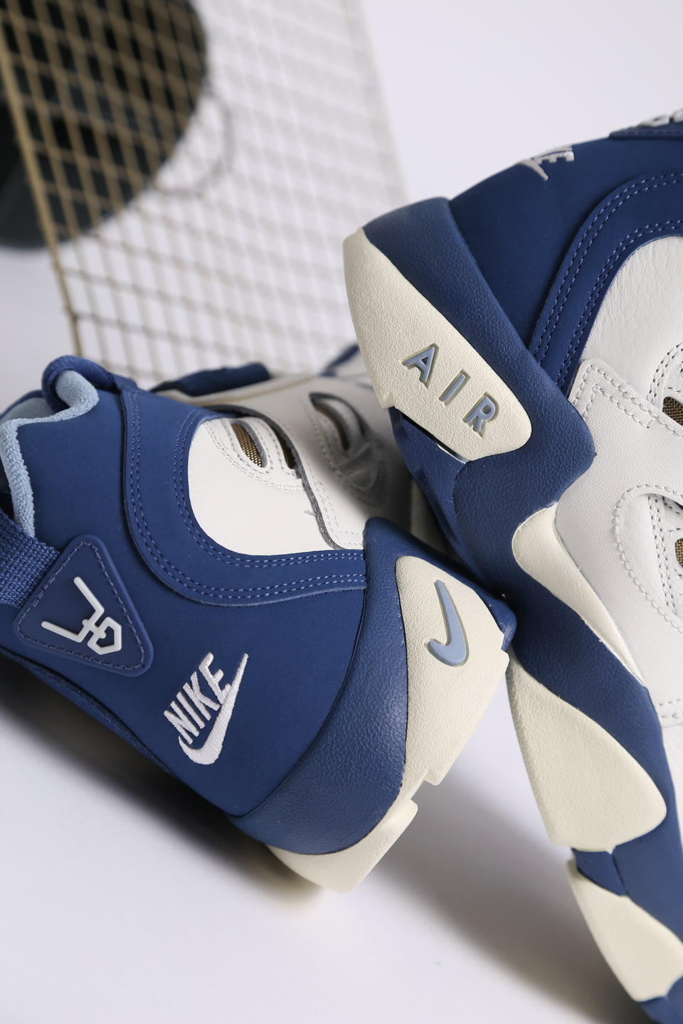 Nike Air Diamond Turf II - Sail And Blue Grey
