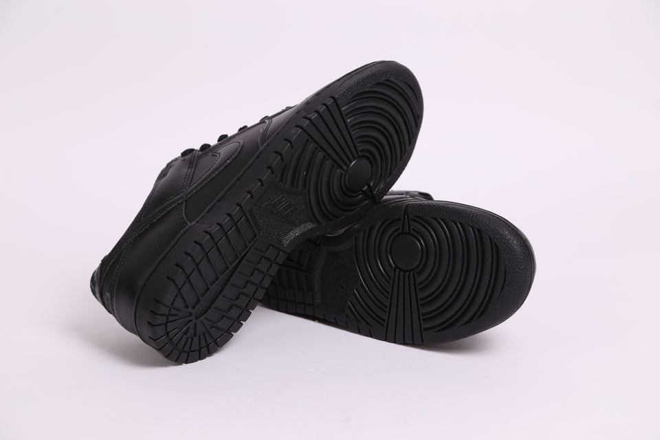 Nike Dunk Low GS - Triple Black