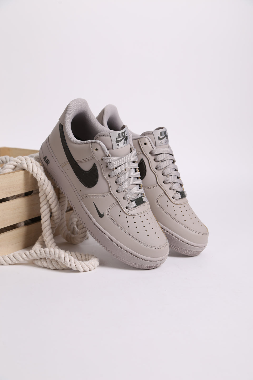 Nike Air Force 1 07' Homme - College Grey