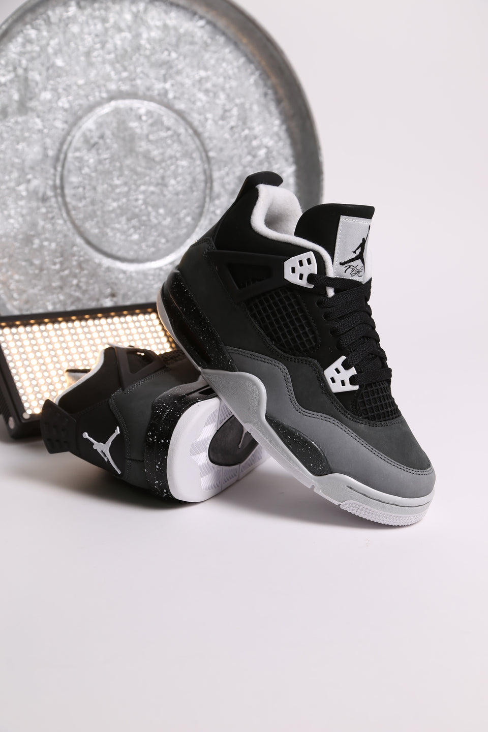 Air Jordan 4 Retro GS (YOUTH) - Fear