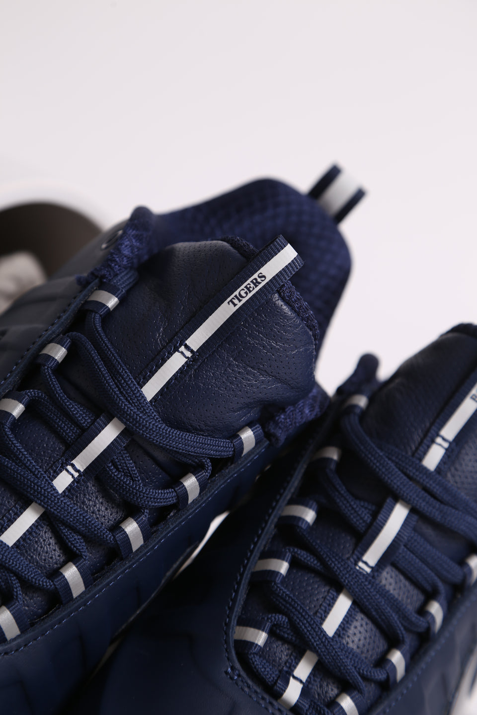 Nike Book 2 x MLB - Tigers