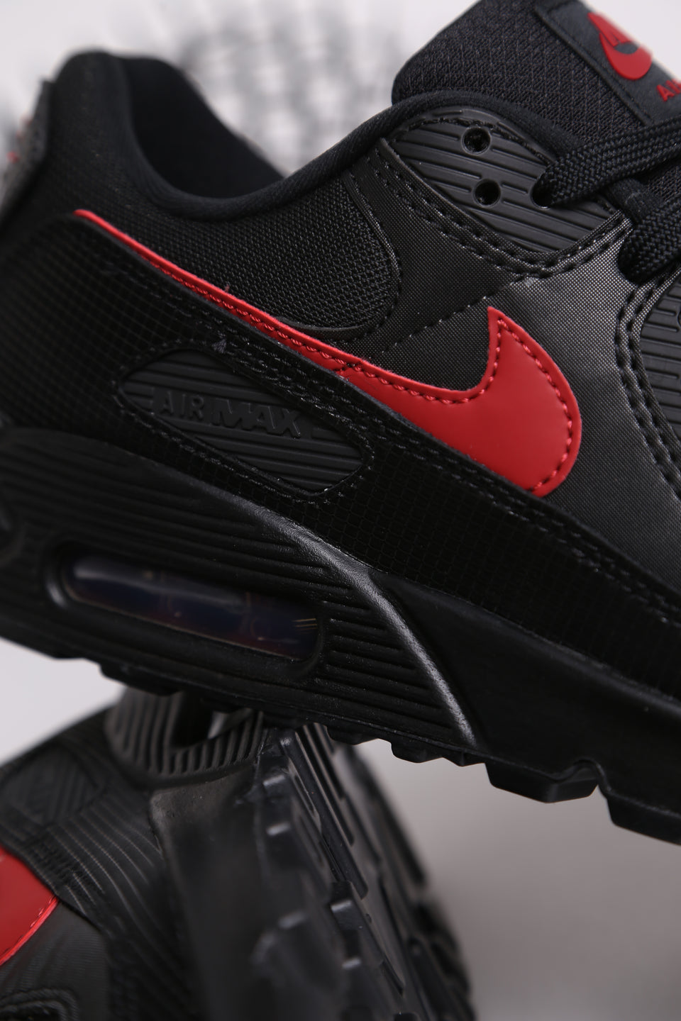 Nike Air Max 90 - Black Tough Red