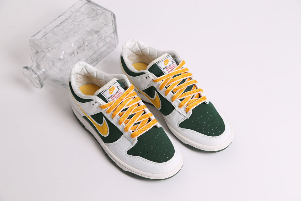 Nike Dunk Low LV8 Str GS - Sail Fir University Gold