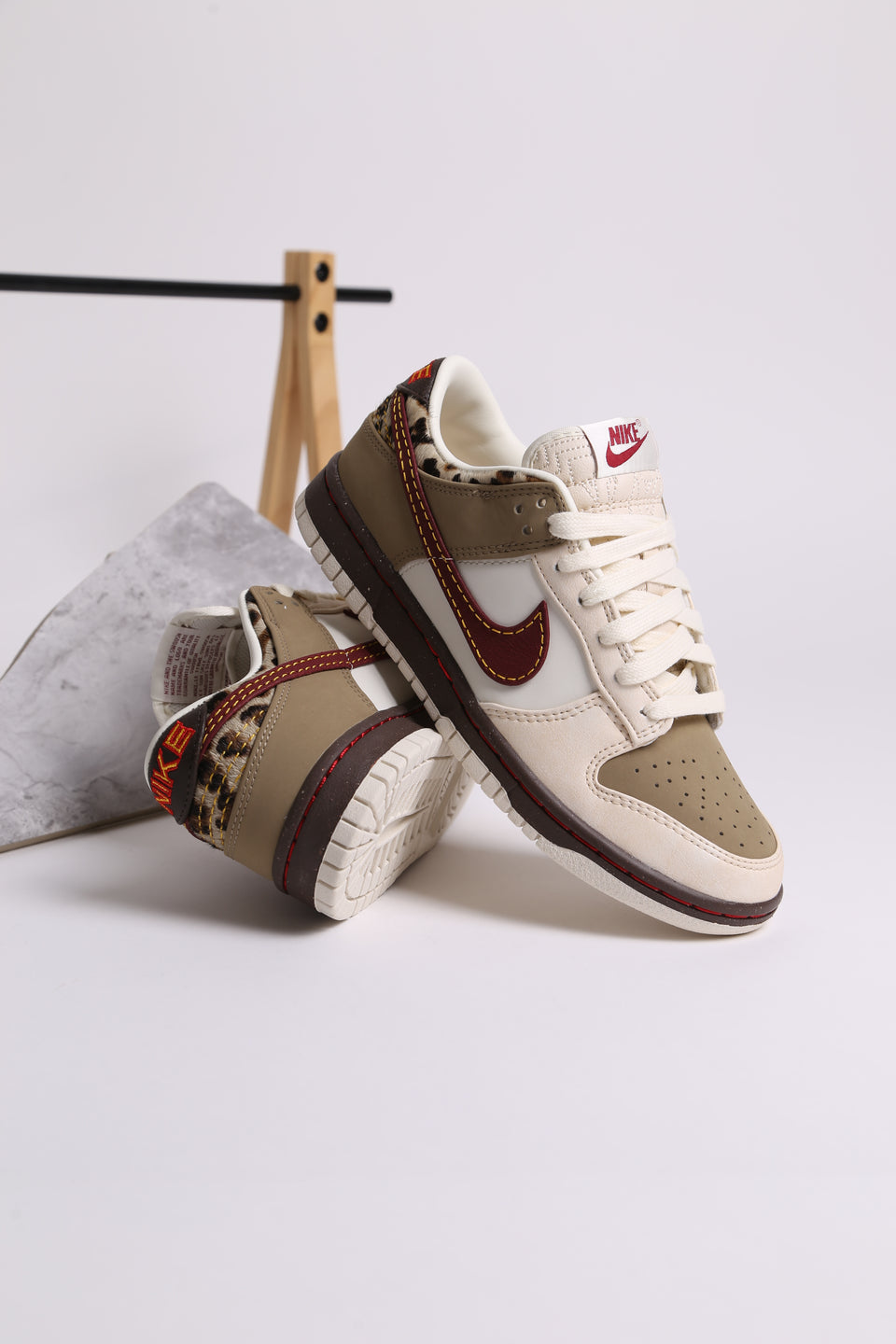 Nike Dunk Low Femme - Khaki Leopard