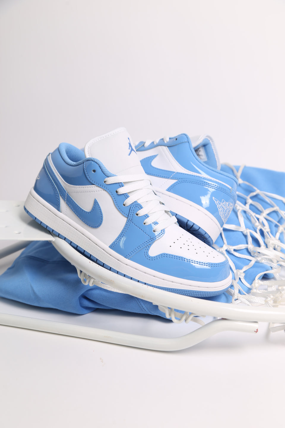 Air Jordan 1 Low - White Legend Blue