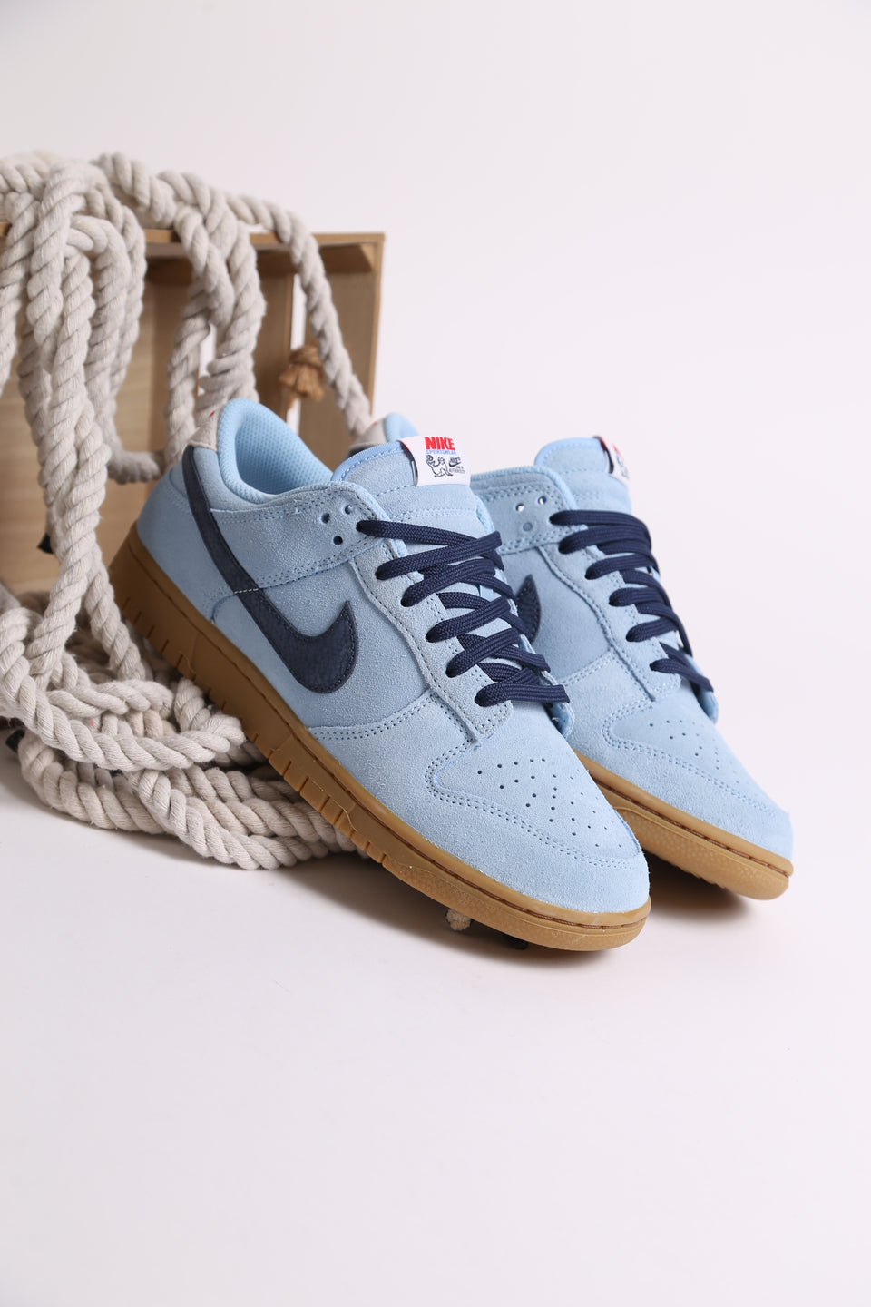 Nike Dunk Low Retro - Seal Of Authenticity