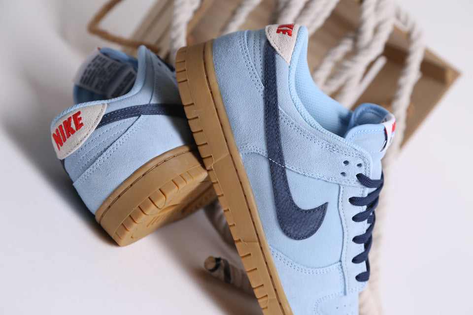 Nike Dunk Low Retro - Seal Of Authenticity