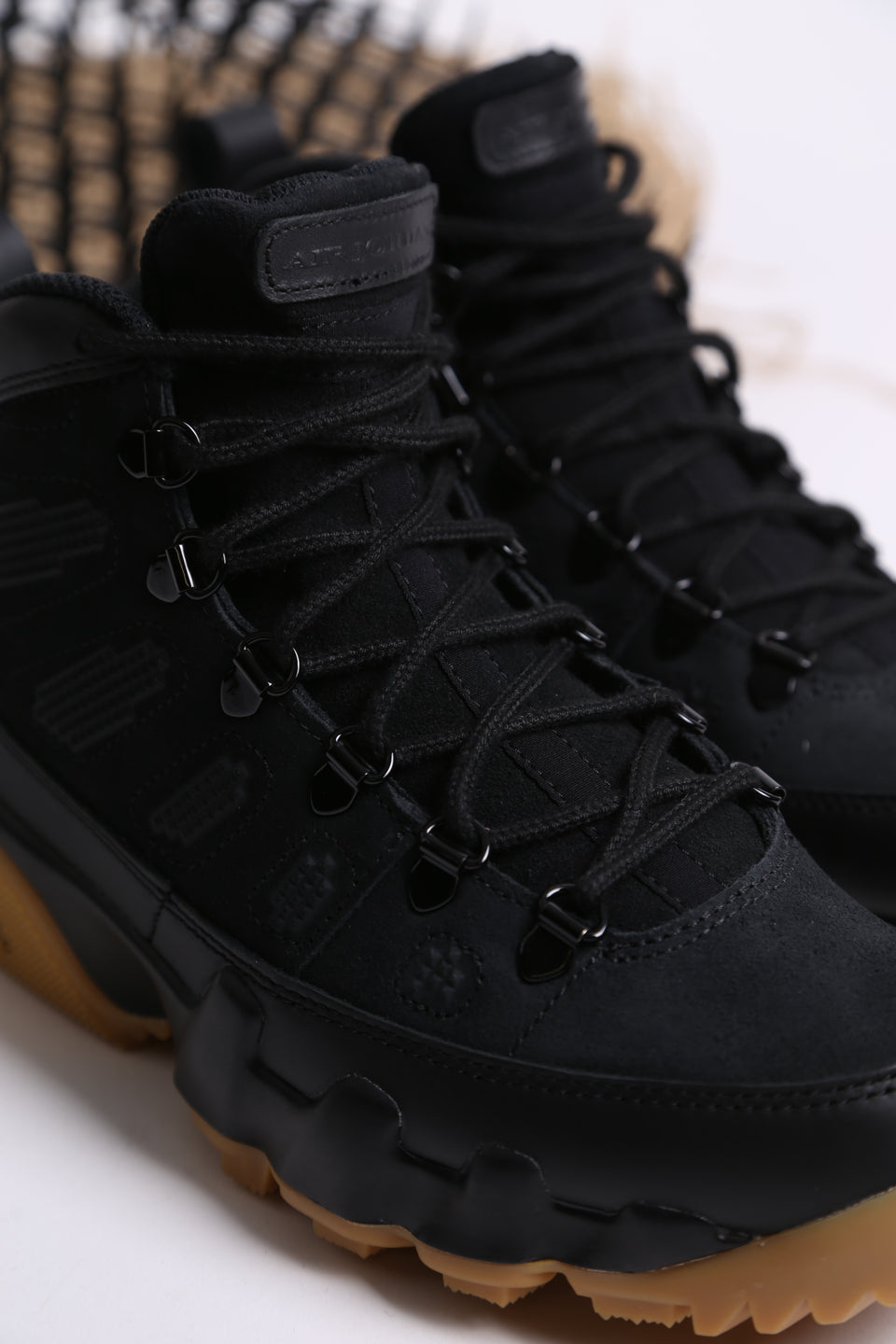 Air Jordan 9 Retro Boot NRG - Black Gum