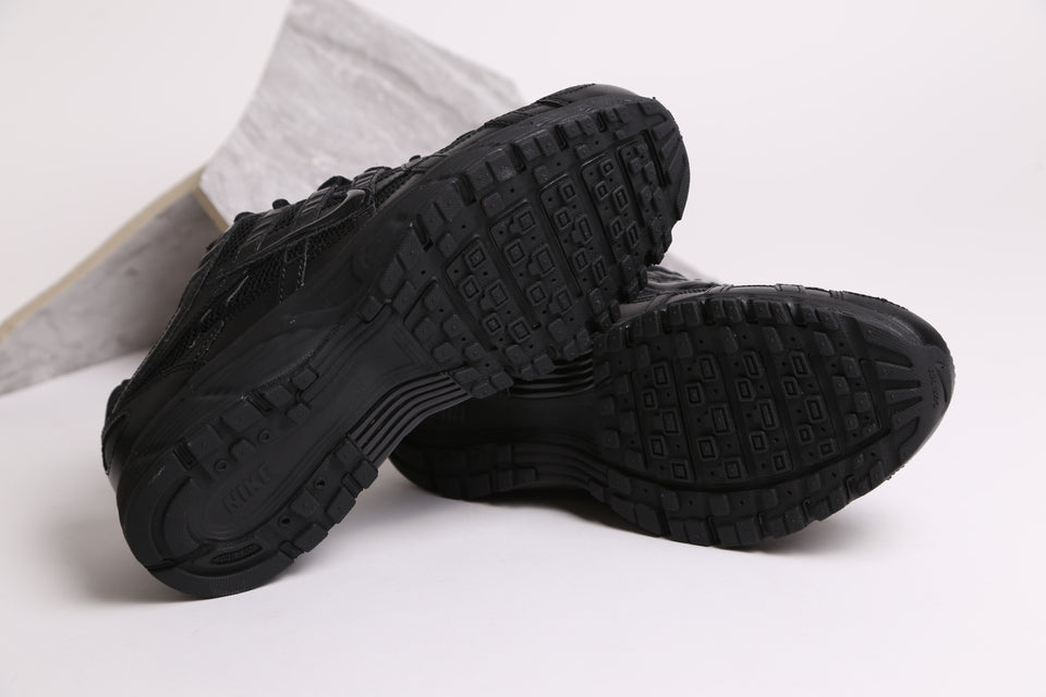 Nike P-6000 SE Los - Off Noir