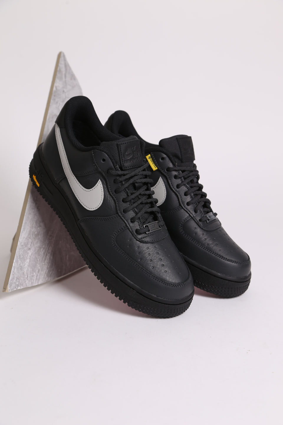Nike Air Force 1 '07  Gore-Tex Vibram - Black