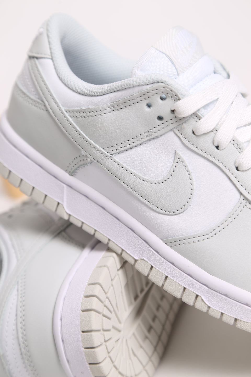 Nike Dunk Low Femme - Photon Dust