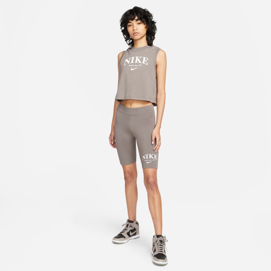 Nike Mid-Rise Bike Shorts - Taupe